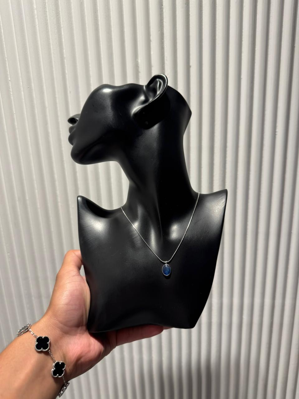 Piedra luna azul oscuro