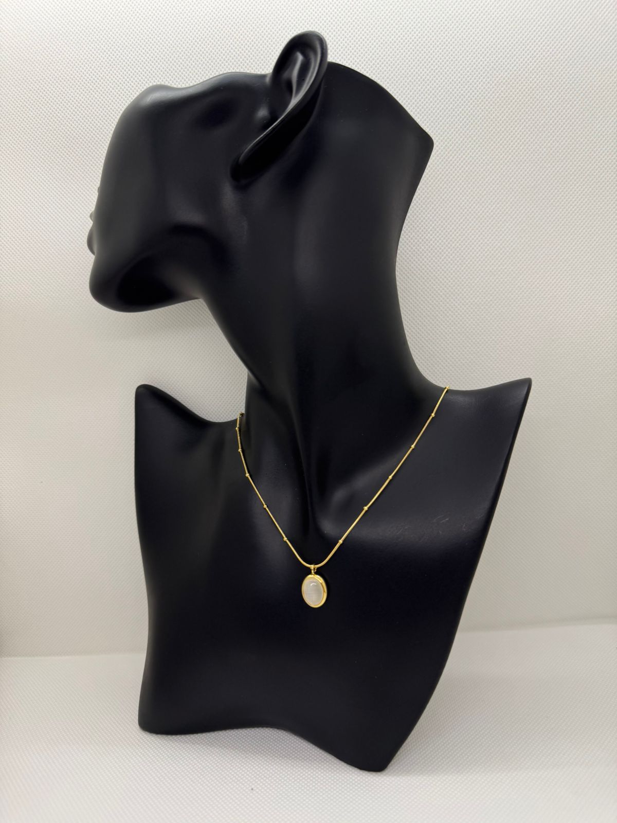 Piedra luna gris nardo